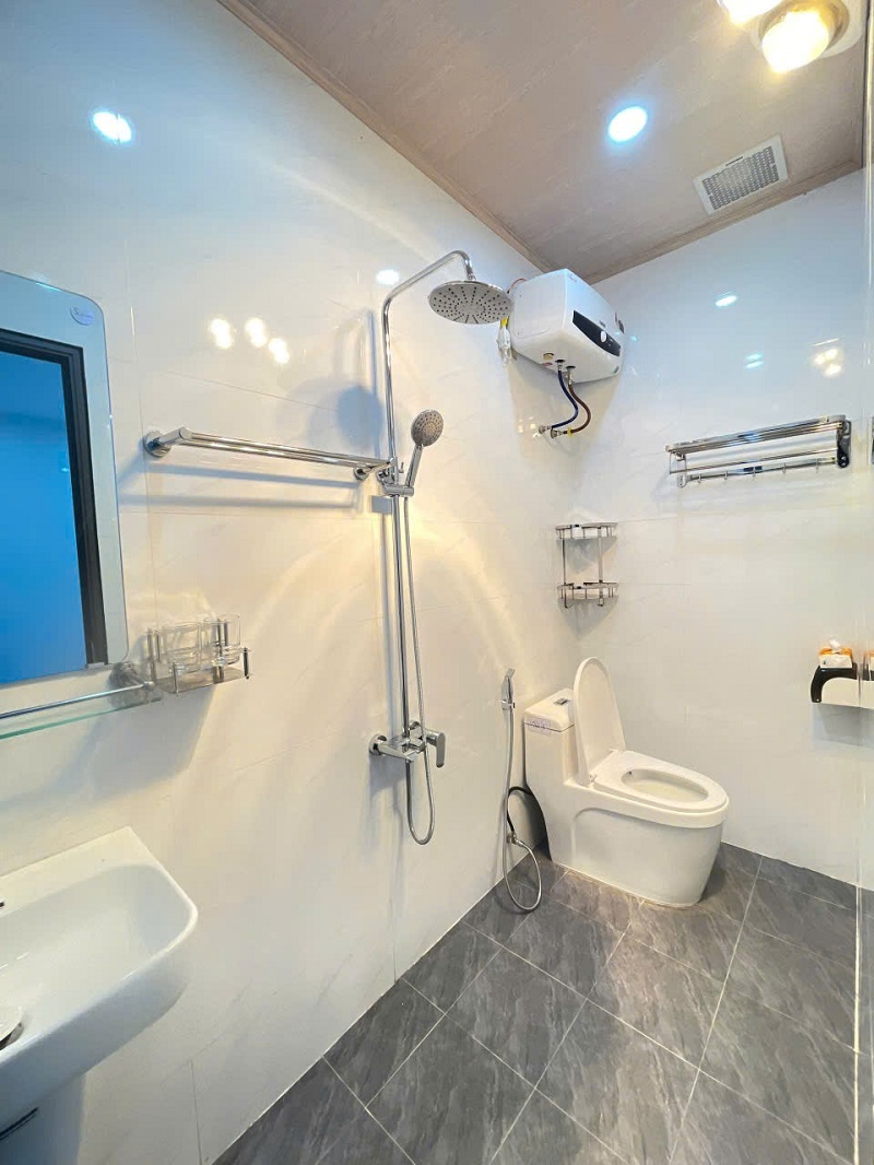 BÁN NHÀ NGÕ THIÊN LÔI – CHỢ ĐÔN – LÊ CHÂN – HẢI PHÒNG – 3 TẦNG 71M2 GIÁ 5.X TỶ